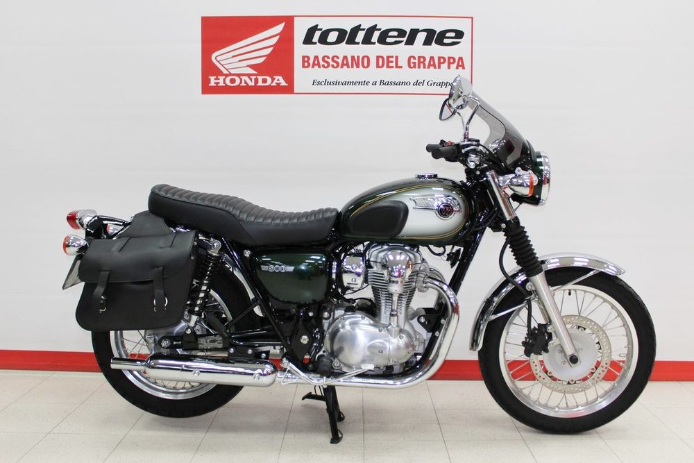 Moto Usate Kawasaki W800 Accessoriato Motosalone Tottene